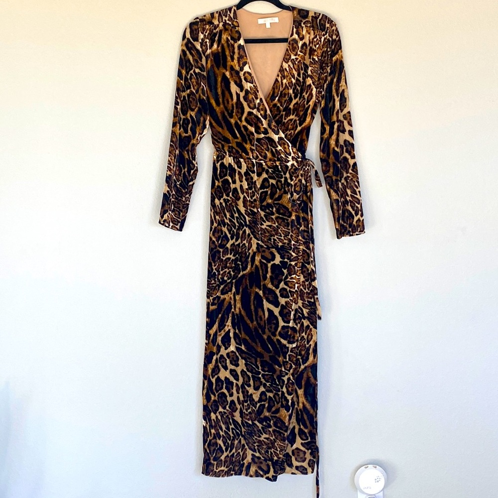 Leopard velvet long sleeve rub dress